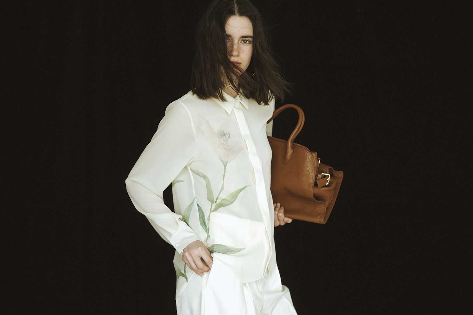 BECARRE_26SS_PC4.jpg のコピー