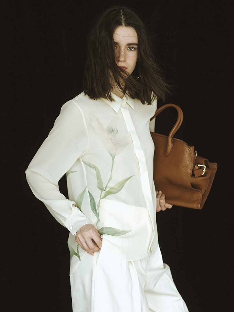 BECARRE_26SS_SP4.jpg のコピー